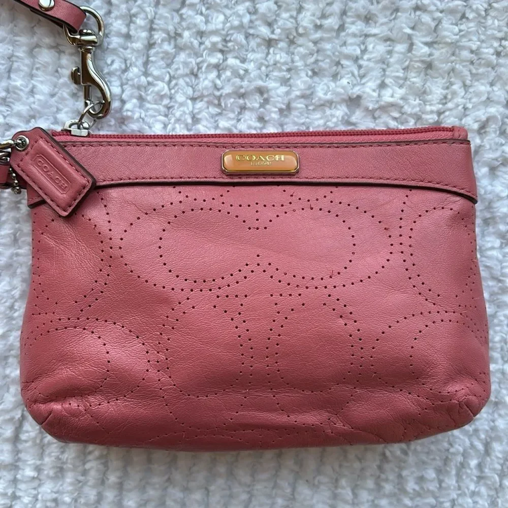 Coach F47330 Perforated pink Leather Wristlet wallet‎ purse clutch
